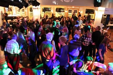 Always a great time on the dance floor!